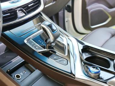 吉利汽车-嘉际PHEV