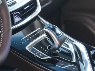 吉利汽车-嘉际PHEV