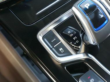 吉利汽车-嘉际PHEV