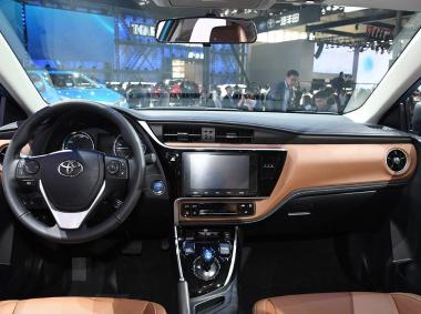 丰田雷凌双擎E+