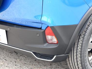 比亚迪比亚迪元EV