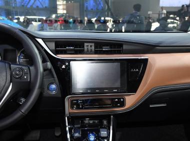 丰田雷凌双擎E+