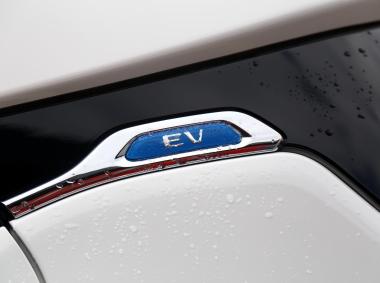 比亚迪比亚迪元EV