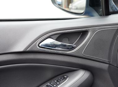 比亚迪比亚迪元EV