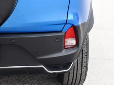 比亚迪比亚迪元EV