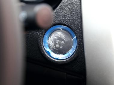 比亚迪比亚迪元EV