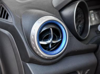 比亚迪比亚迪元EV