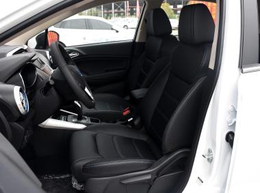 比亚迪比亚迪元EV