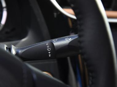 丰田-雷凌双擎E+