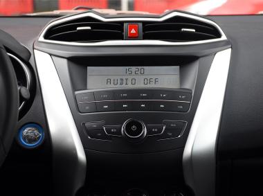 比亚迪-比亚迪元EV