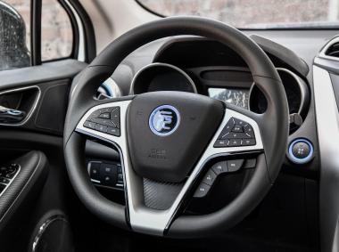 比亚迪比亚迪元EV