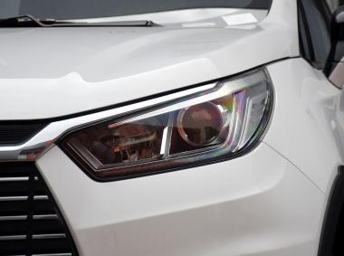 比亚迪比亚迪元EV