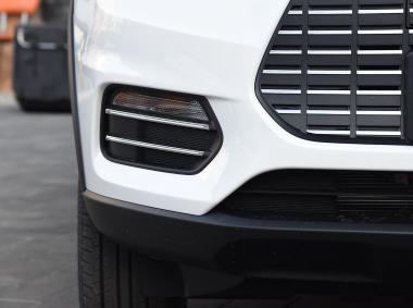 比亚迪比亚迪元EV