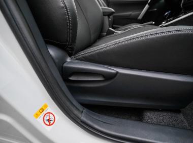 丰田雷凌双擎E+