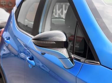 比亚迪比亚迪元EV