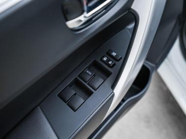 丰田雷凌双擎E+