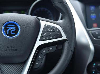 比亚迪比亚迪元EV