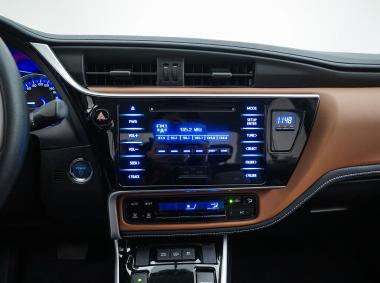 丰田雷凌双擎E+