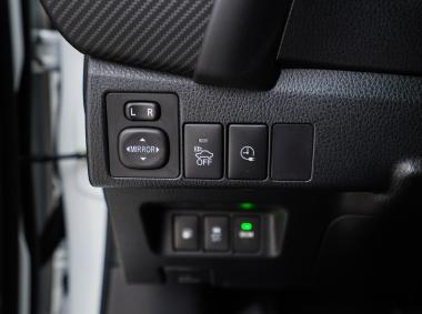 丰田雷凌双擎E+