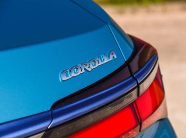 丰田卡罗拉双擎E+