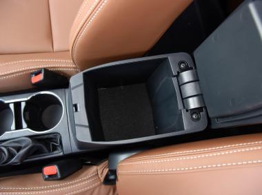 丰田卡罗拉双擎E+