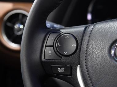 丰田卡罗拉双擎E+