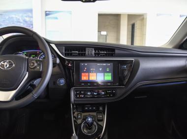 丰田卡罗拉双擎E+