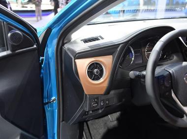 丰田卡罗拉双擎E+