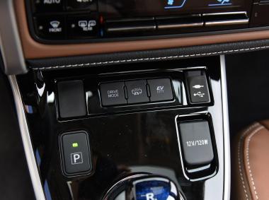 丰田卡罗拉双擎E+