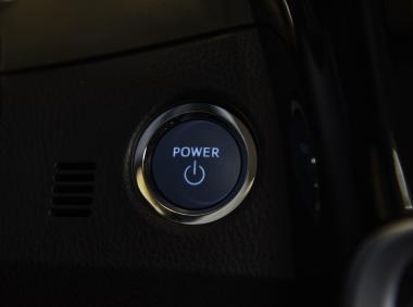 丰田卡罗拉双擎E+