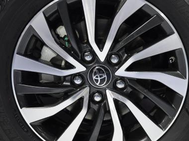 丰田卡罗拉双擎E+