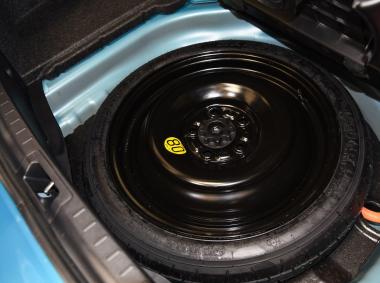 丰田卡罗拉双擎E+