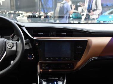 丰田卡罗拉双擎E+