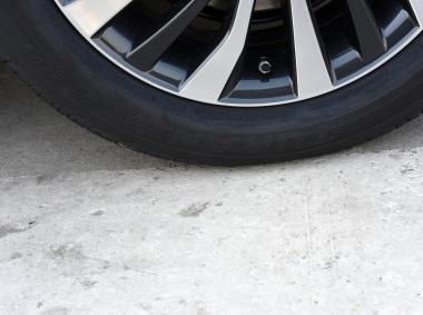 丰田卡罗拉双擎E+