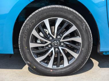 丰田卡罗拉双擎E+