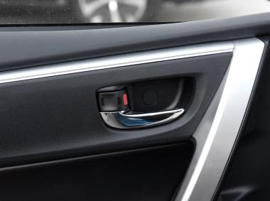 丰田卡罗拉双擎E+