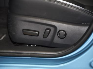 丰田卡罗拉双擎E+