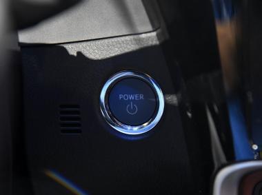 丰田卡罗拉双擎E+