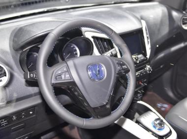 长安汽车长安CS15EV