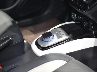 长安汽车长安CS15EV