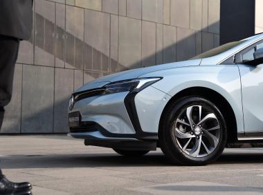 别克微蓝VELITE 6 纯电动