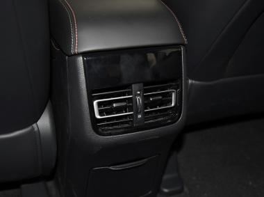 长安汽车长安CS75PHEV