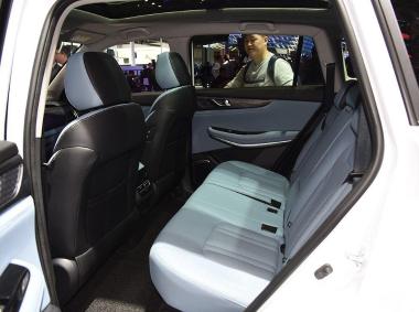 长安汽车长安CS75PHEV