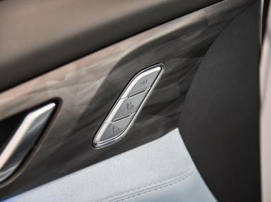 长安汽车-长安CS75PHEV