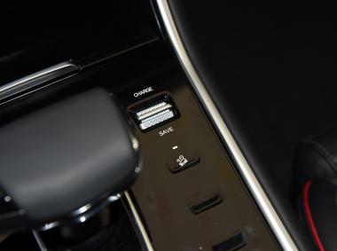 长安汽车长安CS75PHEV