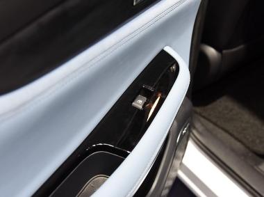 长安汽车长安CS75PHEV