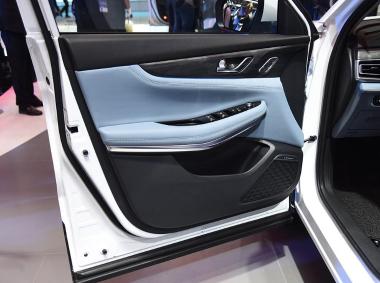 长安汽车长安CS75PHEV