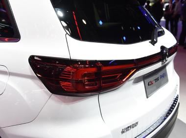 长安汽车长安CS75PHEV