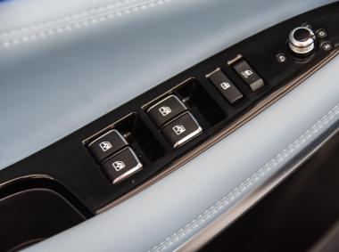 长安汽车长安CS75PHEV