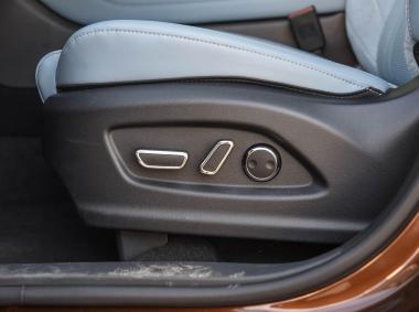 长安汽车长安CS75PHEV